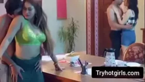 Charamsukh pyaas ullu hindi hot web-serie s1 aflevering 14