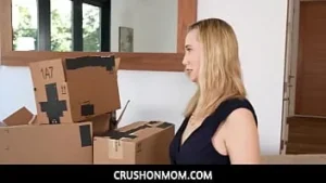 Crushonmum – ich mache Stiefmutter reich, sie bringt mich zum Abspritzen