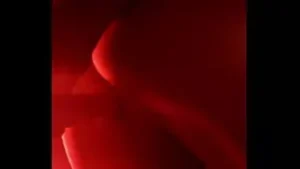 Büyük horoz Meksika fitness tanrıçası kendisi ile yapay penis - cum üzerinde fucks!