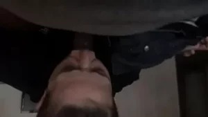 Sarah voleva la sua gola piena di sperma