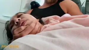 نادي Cladid Mile High: أصابع فاتنة آسيوية من قبل Andy Savage مثير